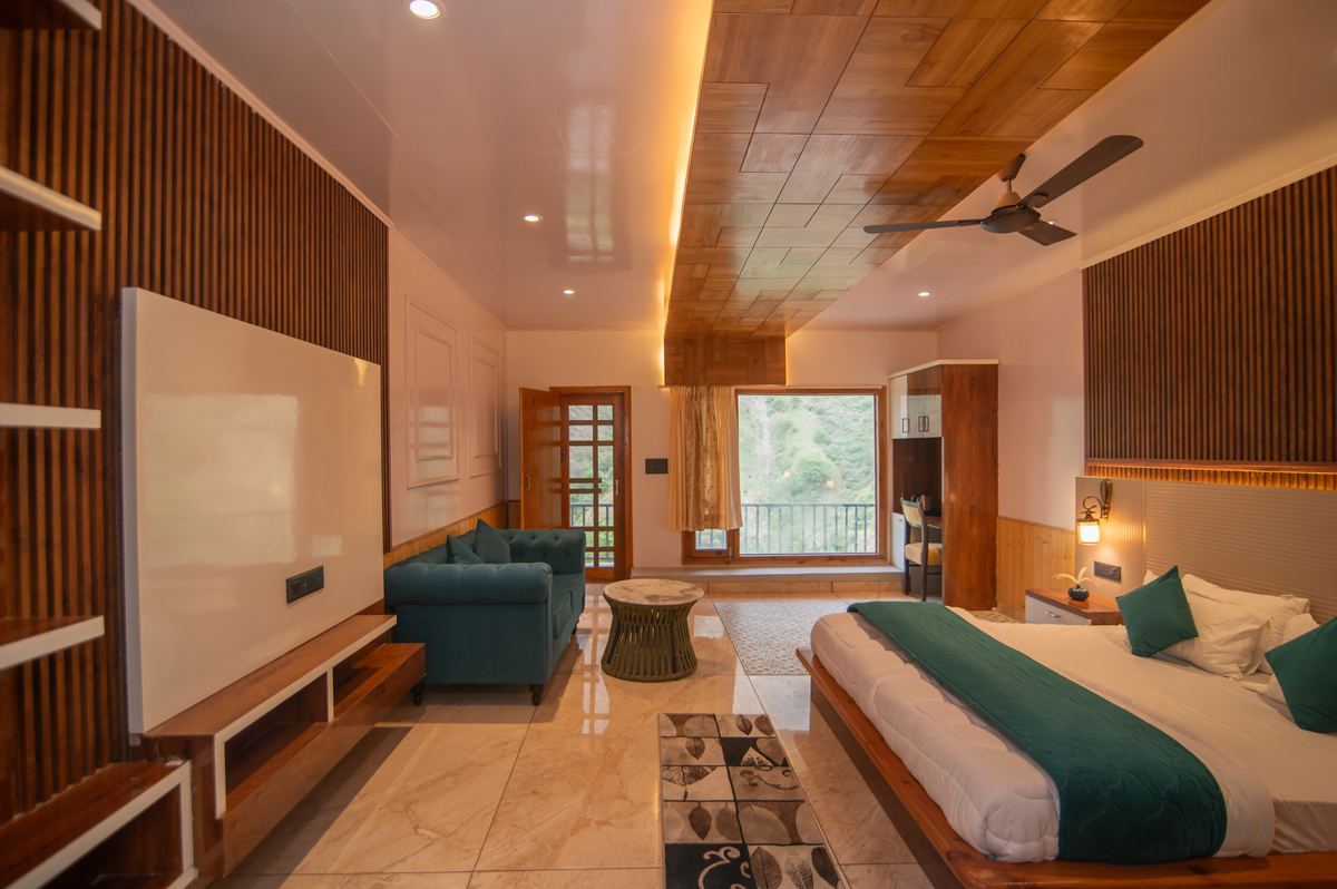 Signature suite wide view with shelving